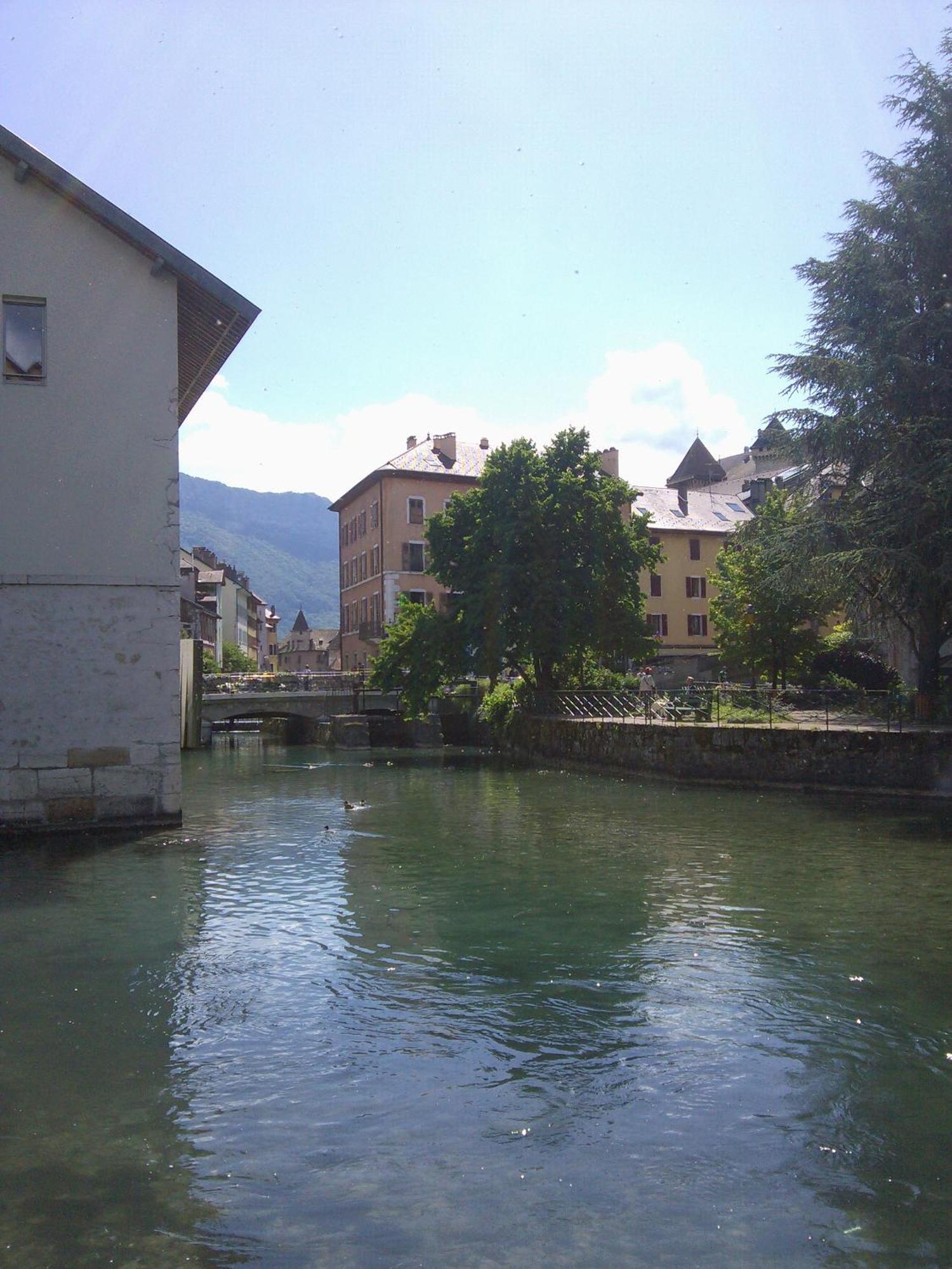 Au Calme En Vieille Ville - Proche Lac - Ambiance Esprit Brocante Annecy Exterior foto